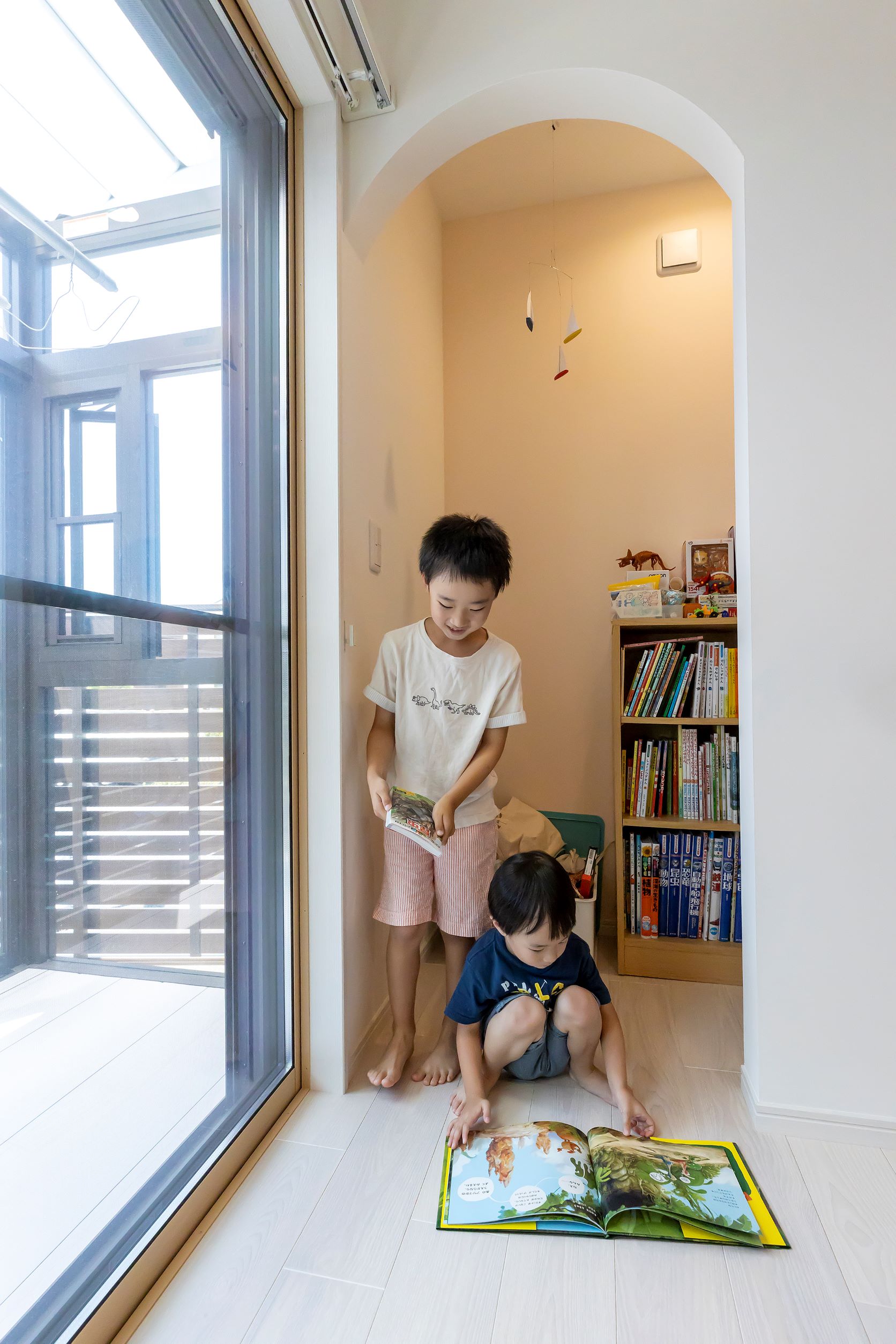 子供の遊び場やテレワークにも使える隠れ家スペース